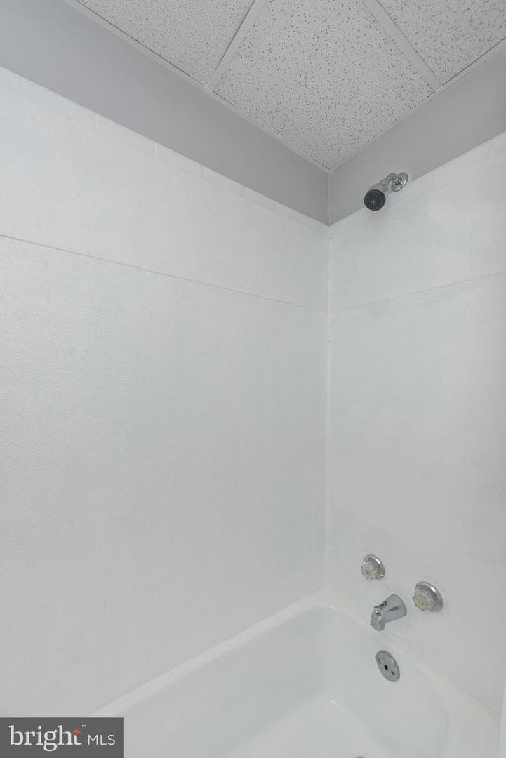 2826 Riggs Avenue photo 19