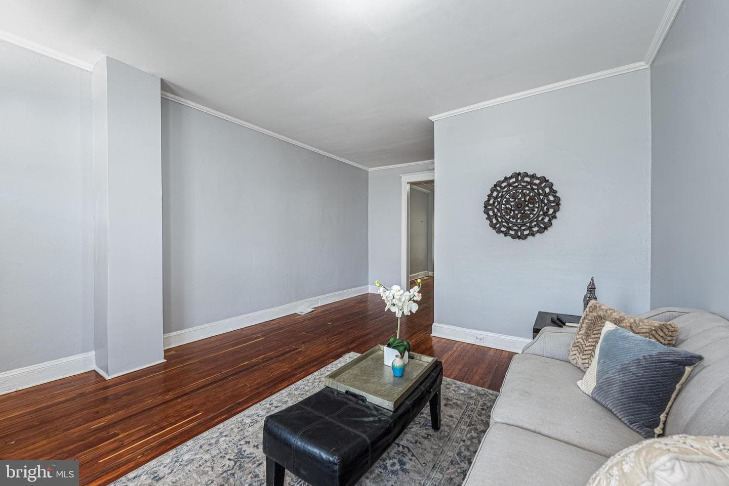 2826 Riggs Avenue photo 3