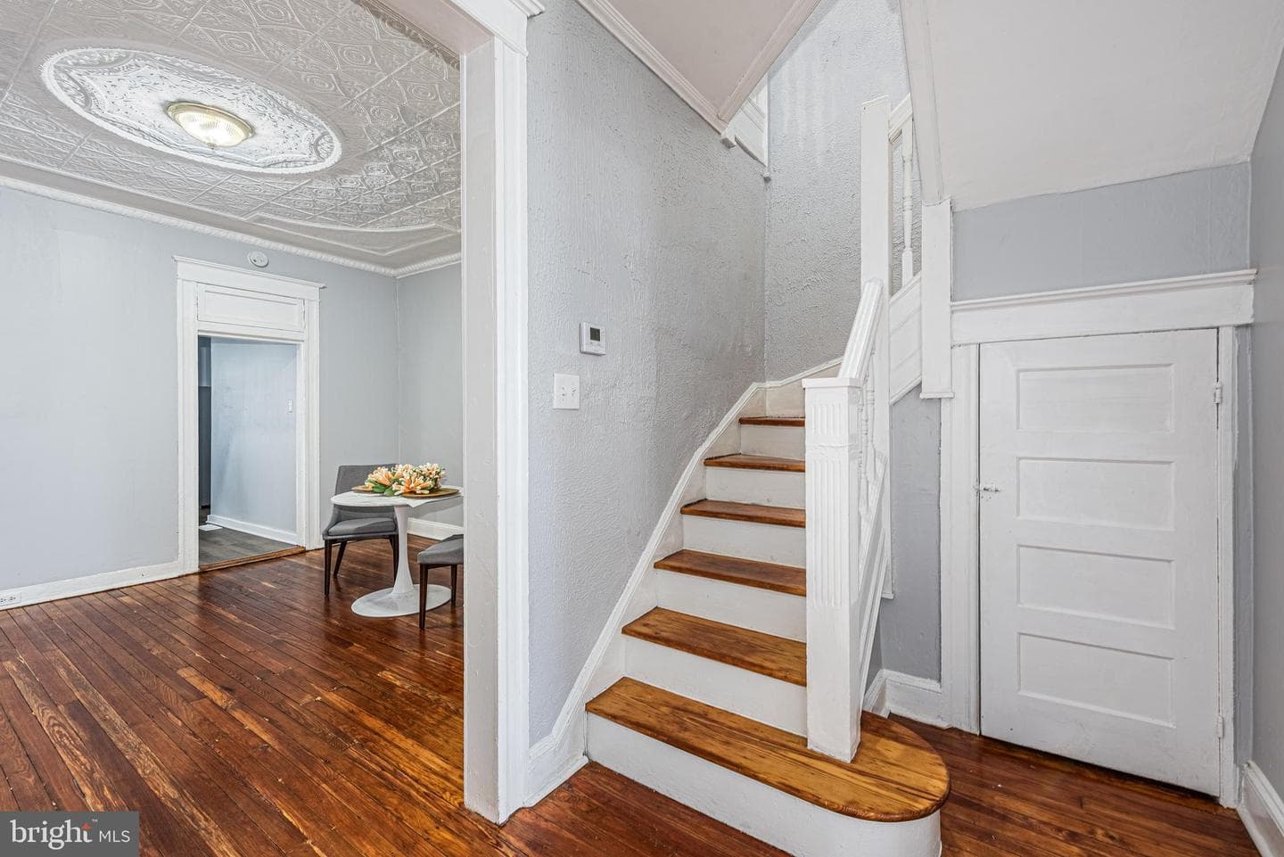 2826 Riggs Avenue photo 6
