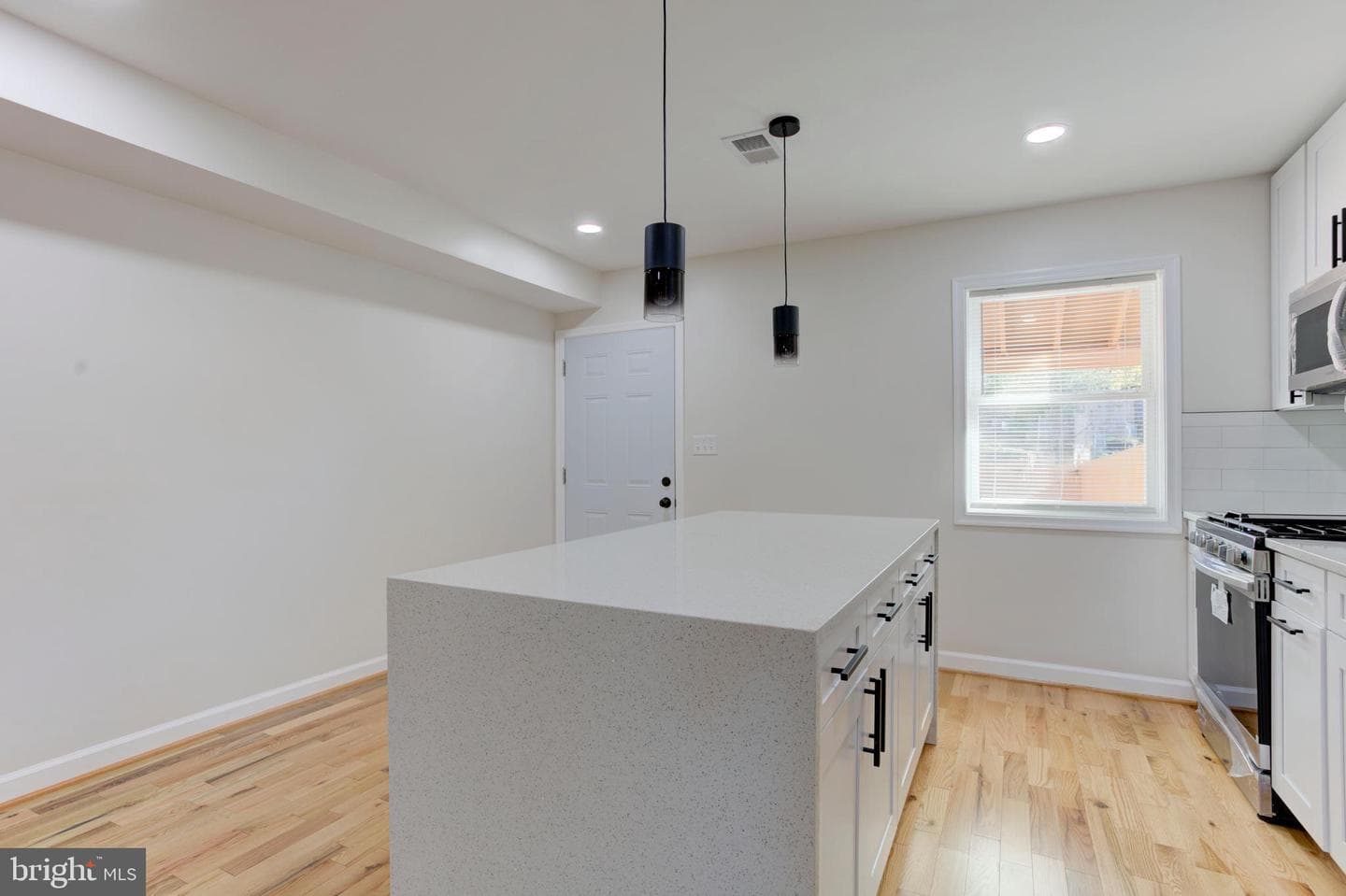 4009 8th Street photo 13