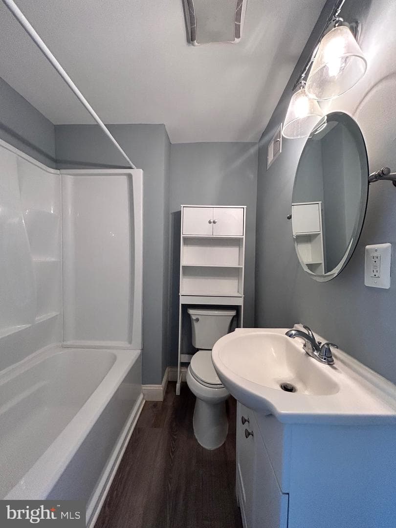 3541 3rd Street photo 18