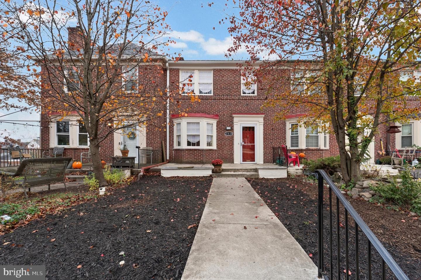 1539 Ralworth Road photo 2