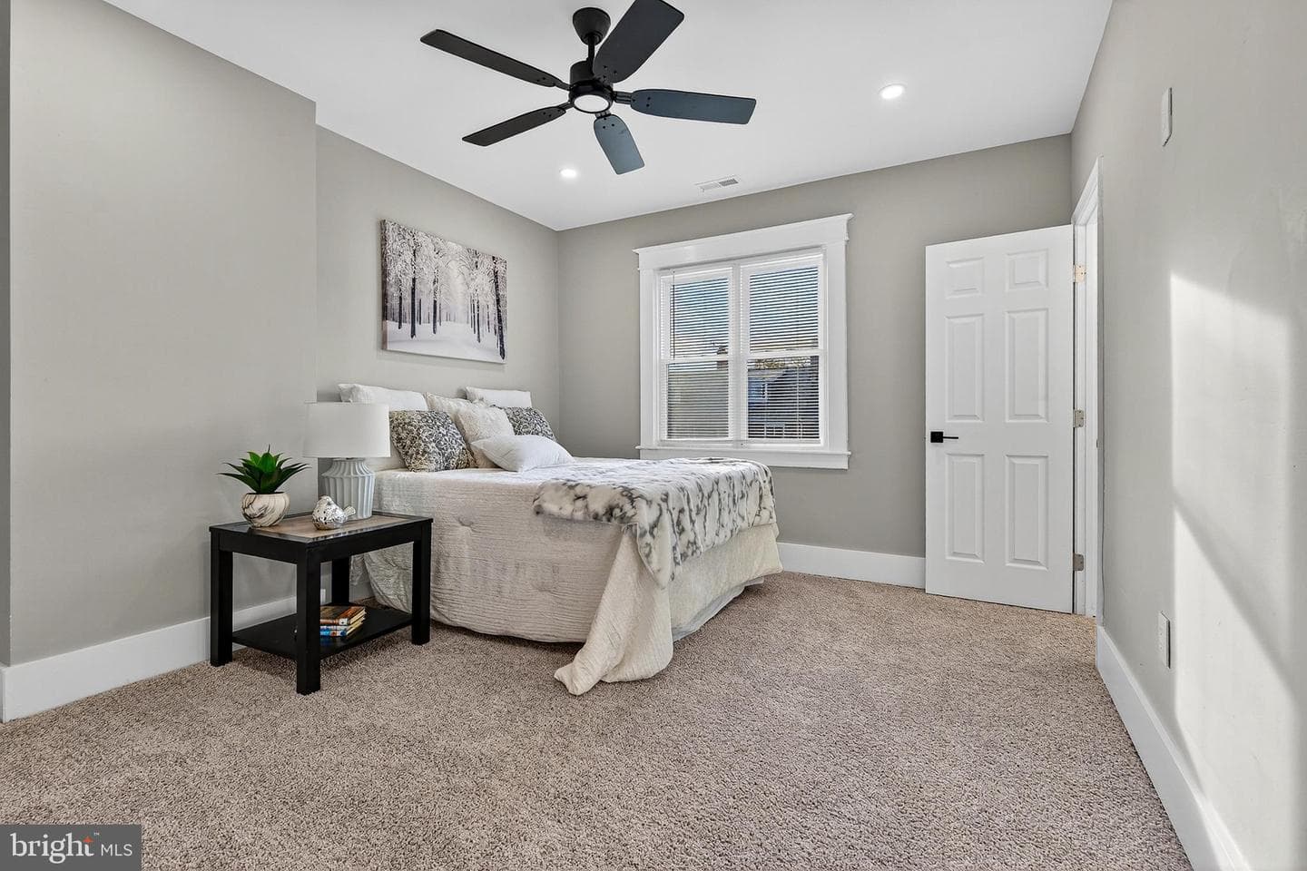 609 N Woodington Road photo 36