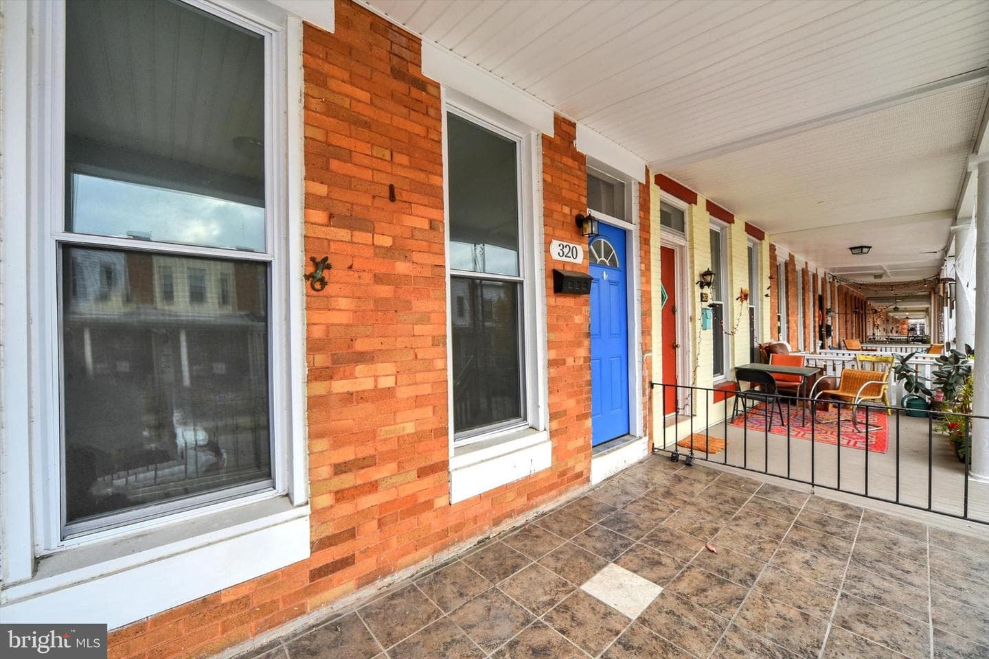 320 Ilchester Avenue photo 3