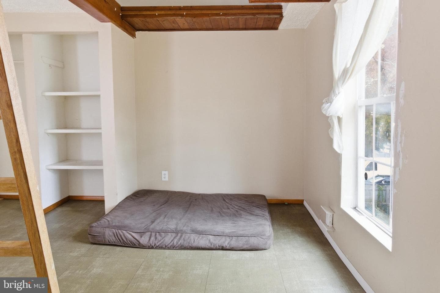 6408 Eastbourne Avenue photo 17