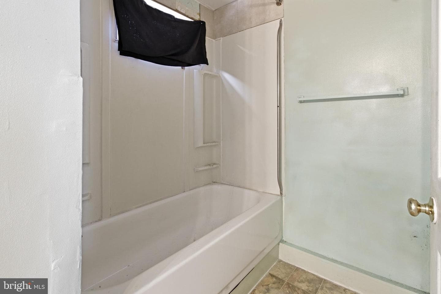 6408 Eastbourne Avenue photo 23