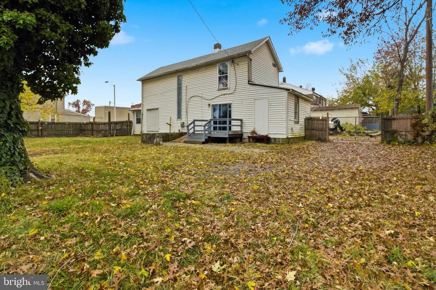6408 Eastbourne Avenue photo 32