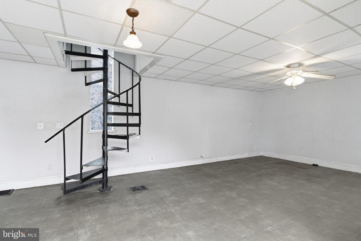 6408 Eastbourne Avenue photo 4
