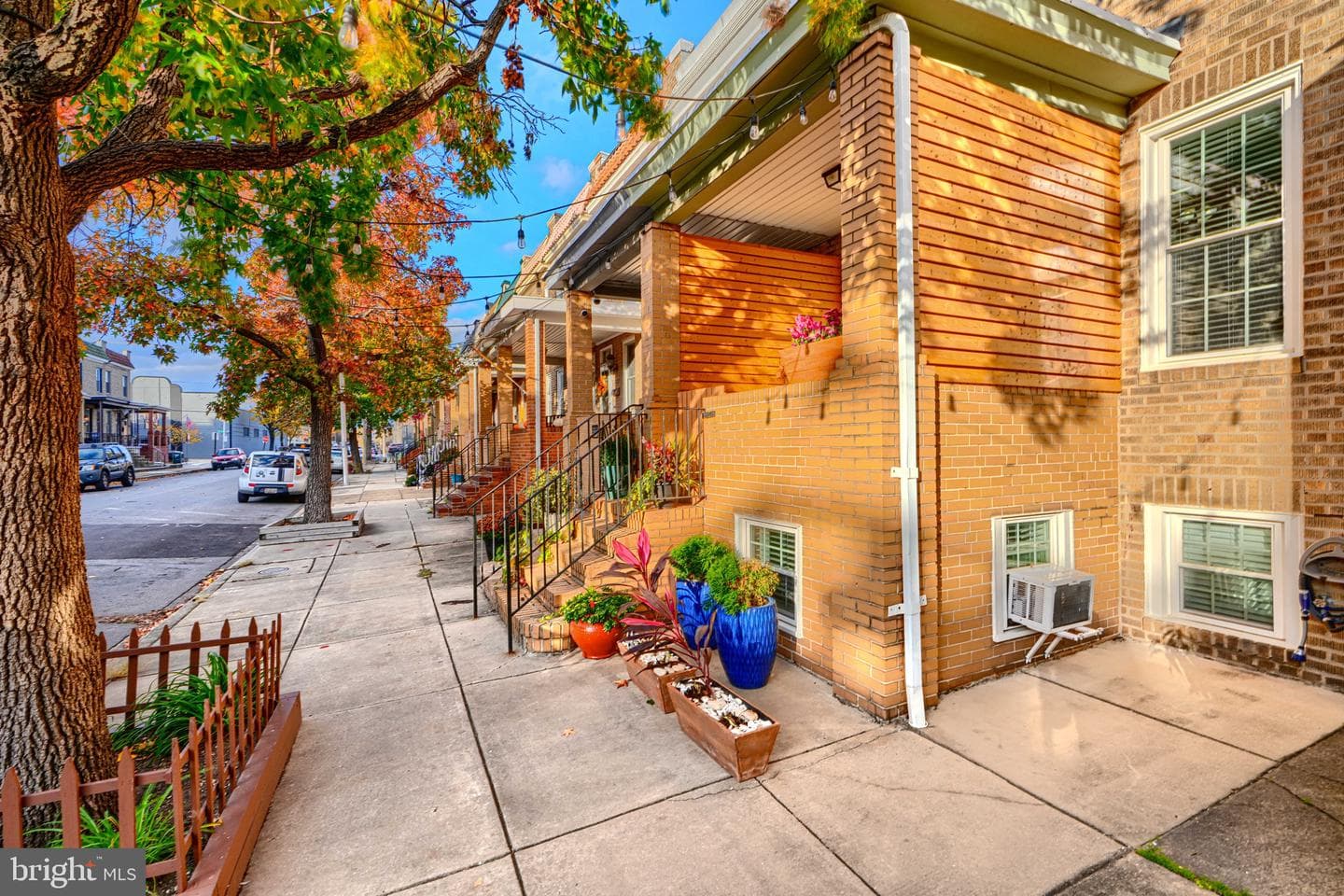 627 Grundy Street photo 3