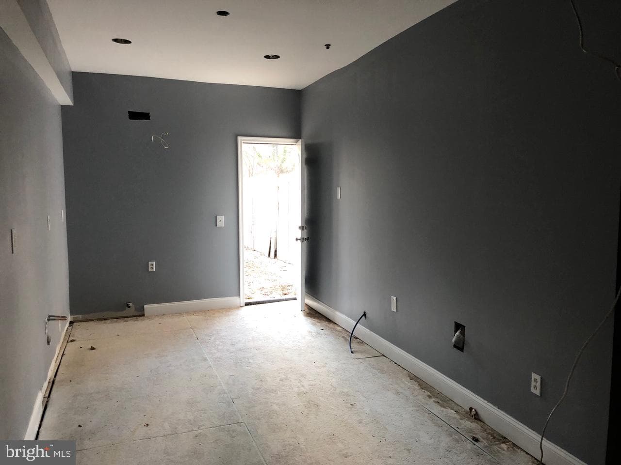 20 N Gilmor St photo 3