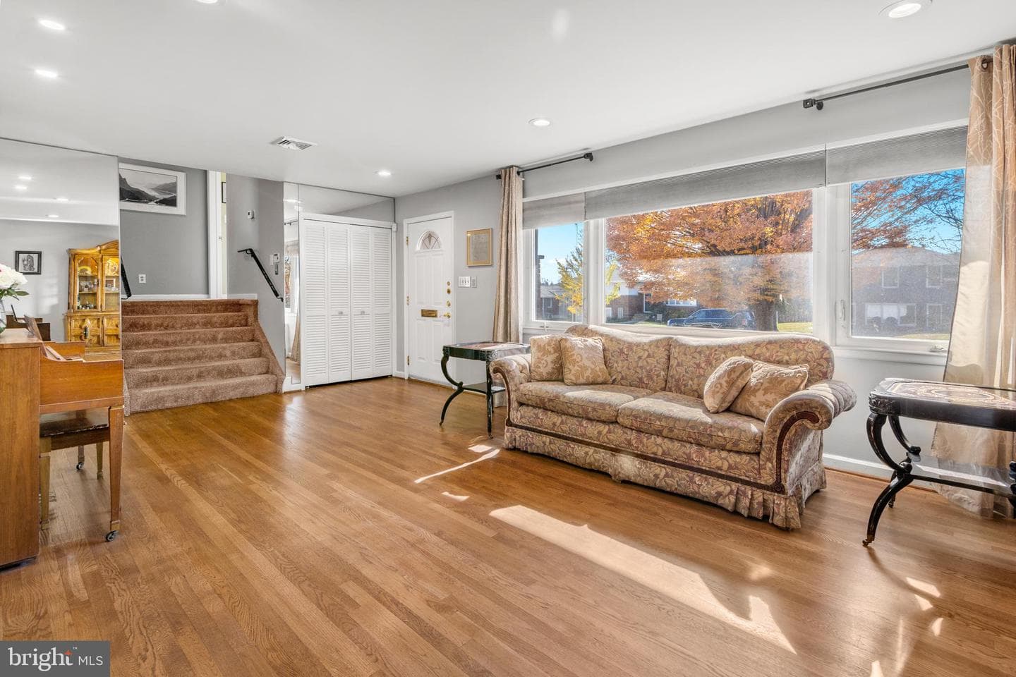 6311 Ivymount Road photo 2