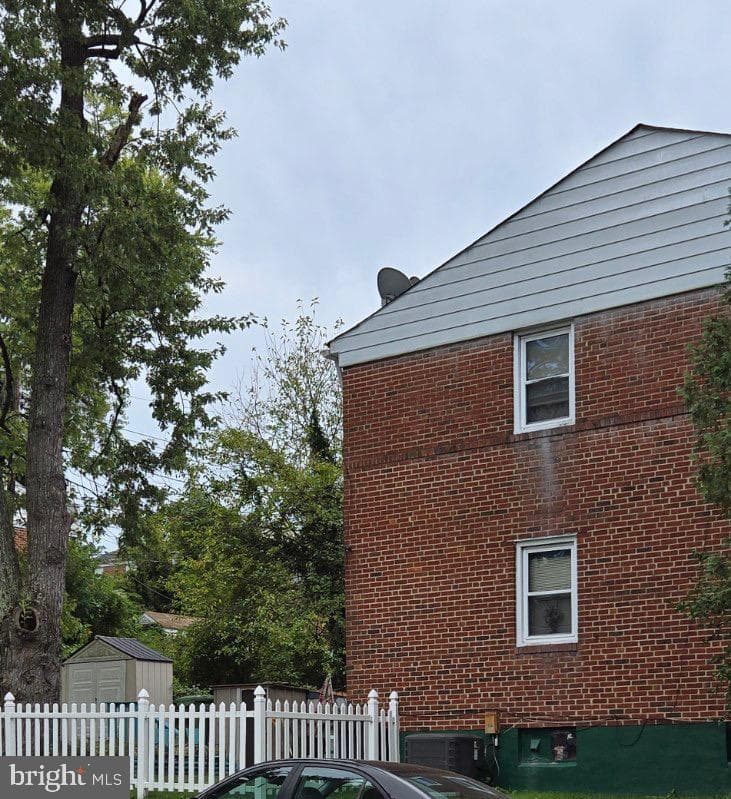 6331 Pioneer Drive photo 3