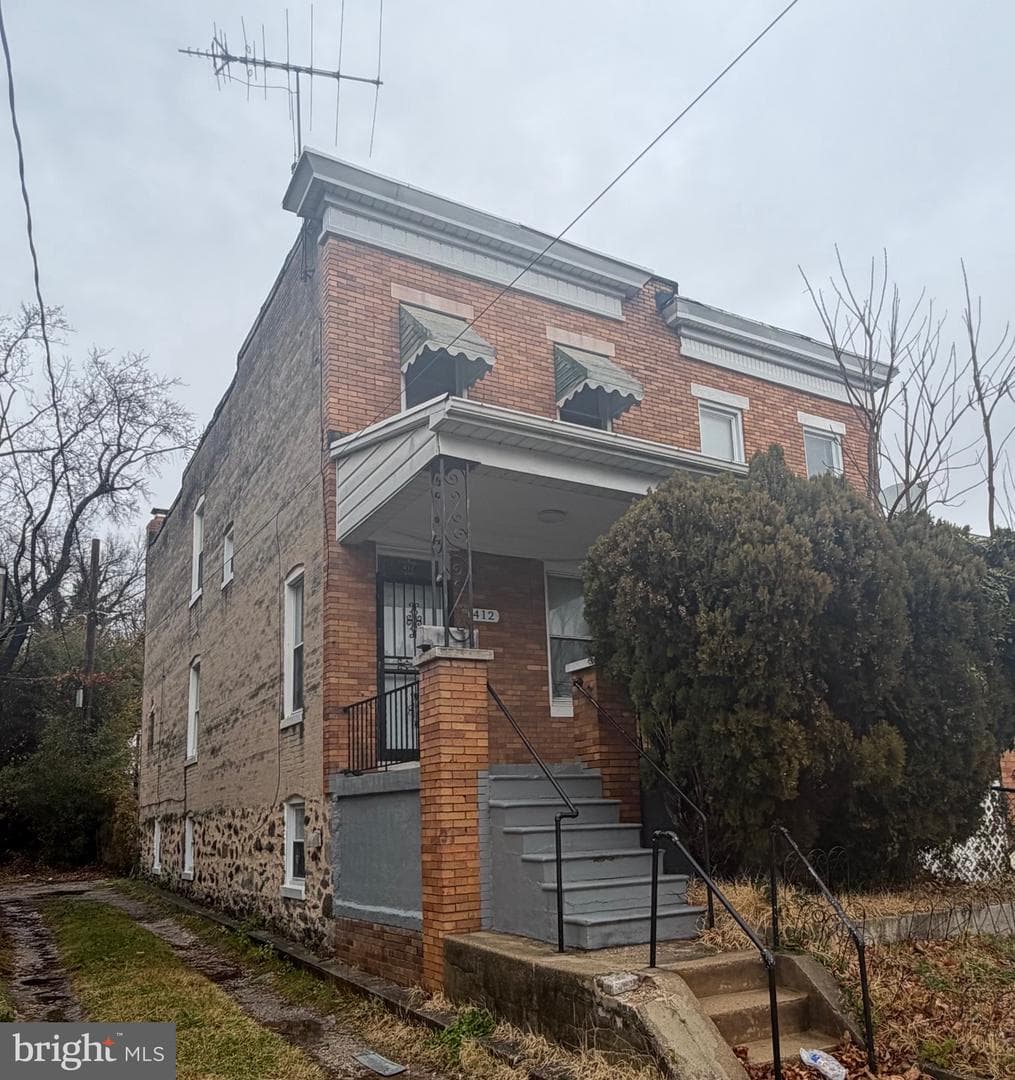 412 E Cold Spring Lane photo 8