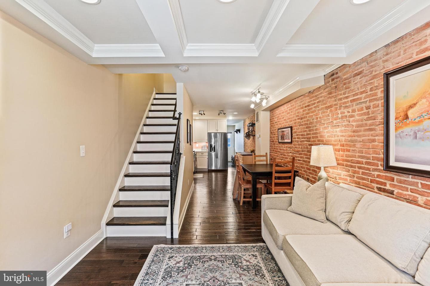 1430 Richardson Street photo 4