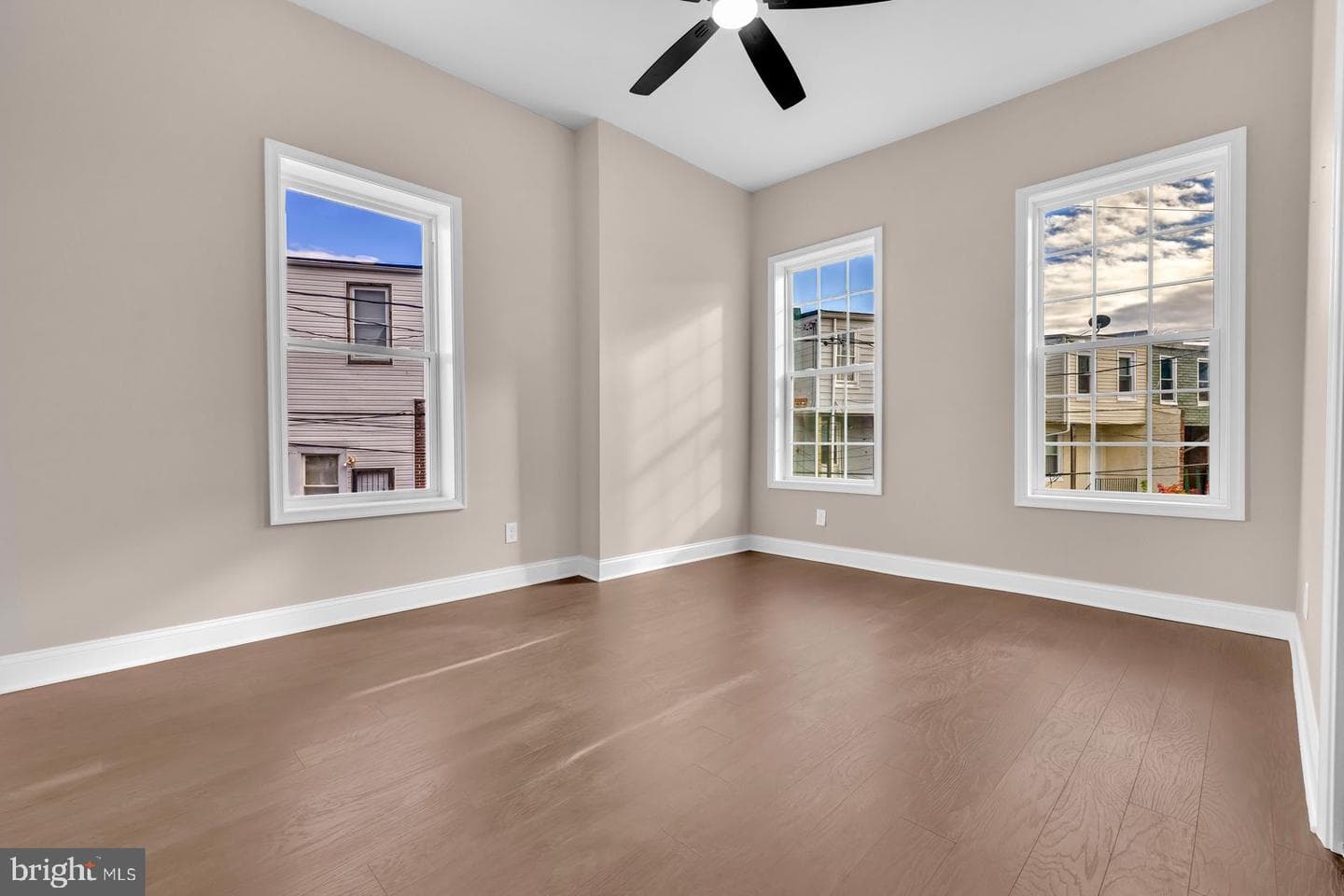 2045 E 31st Street photo 14