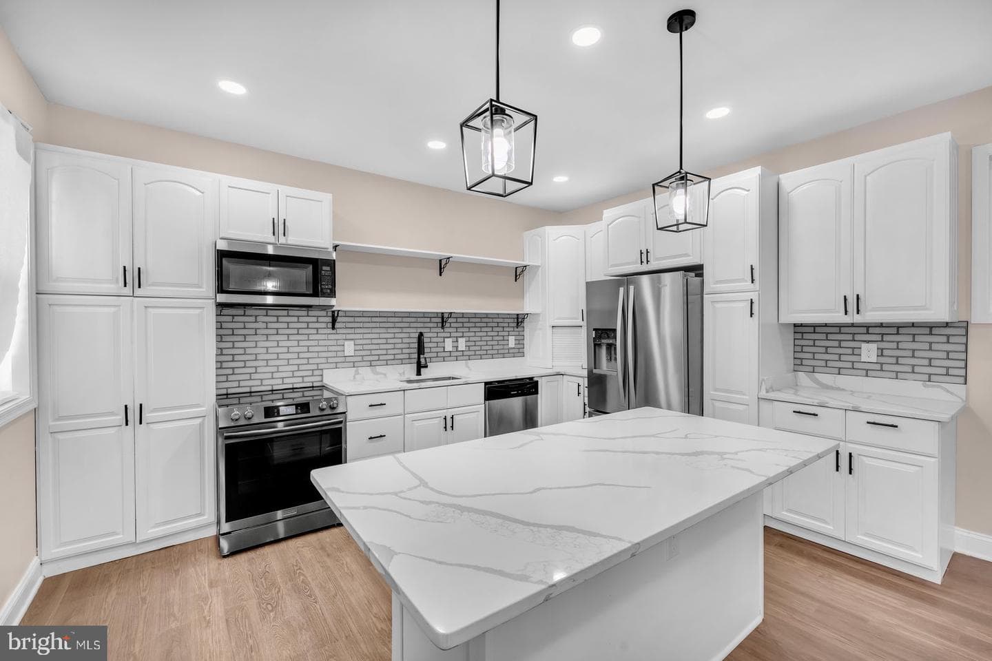 2045 E 31st Street photo 6