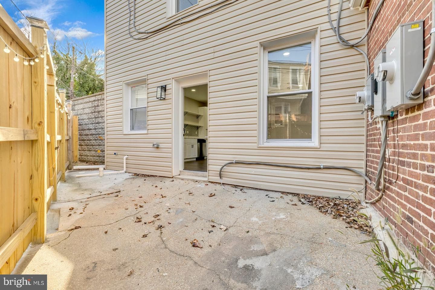 2045 E 31st Street photo 8