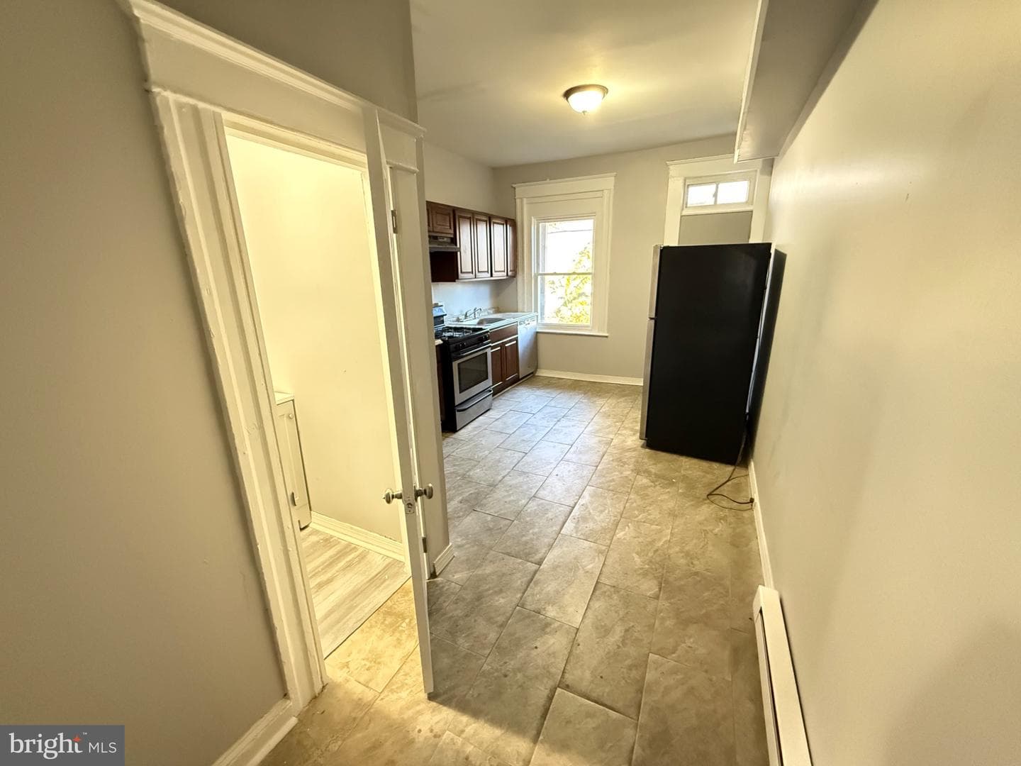 1135 Poplar Grove Street photo 9