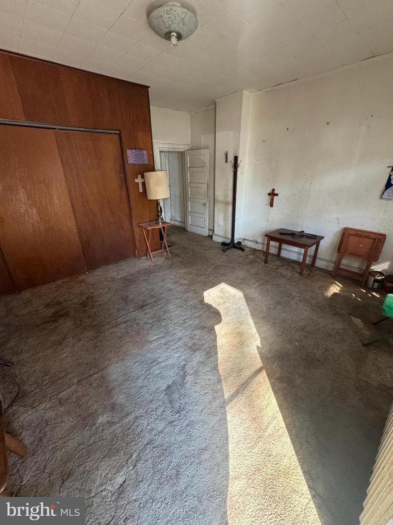 6720 Roberts Avenue photo 3