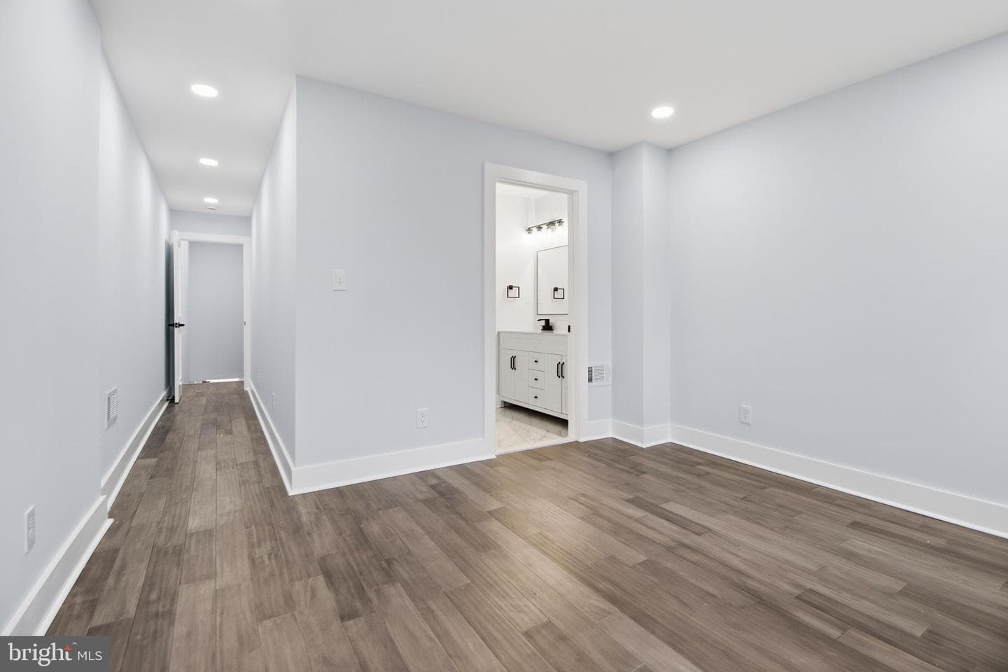 1118 Montpelier Street photo 18