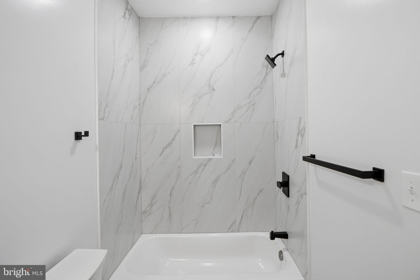 1118 Montpelier Street photo 37