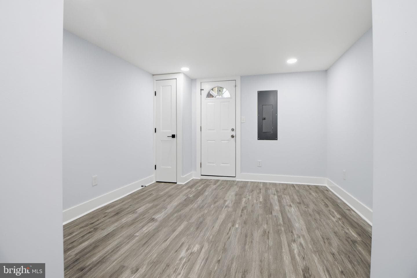 1118 Montpelier Street photo 41