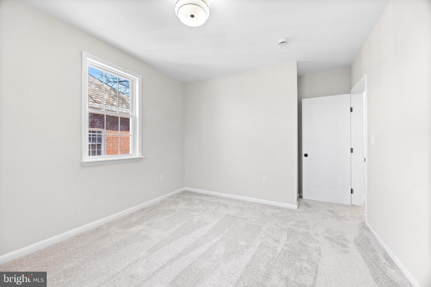 2204 Sulgrave Avenue photo 27