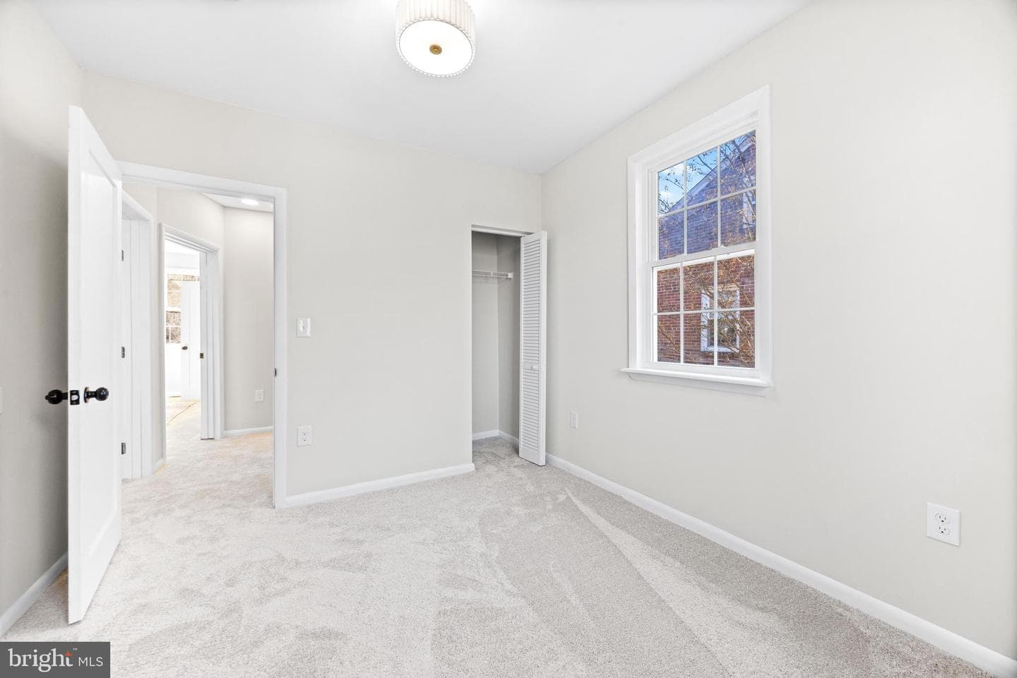 2204 Sulgrave Avenue photo 29