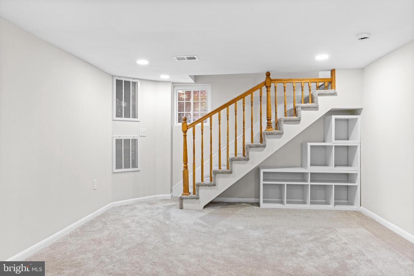 2204 Sulgrave Avenue photo 33