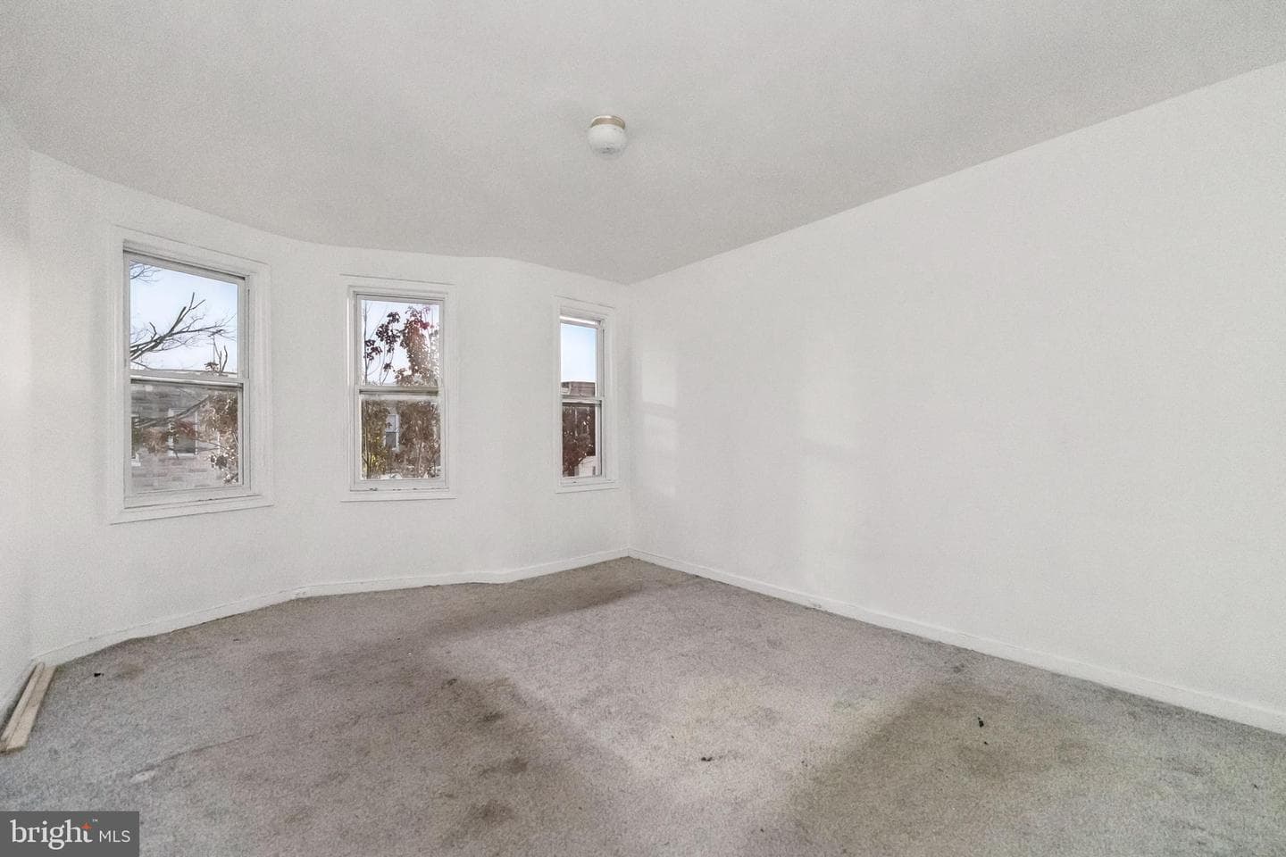 1828 Walbrook Avenue photo 12