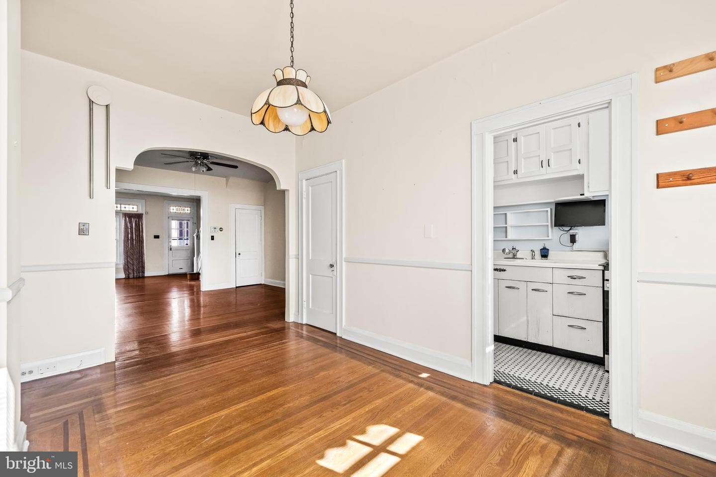 3229 Dudley Avenue photo 11