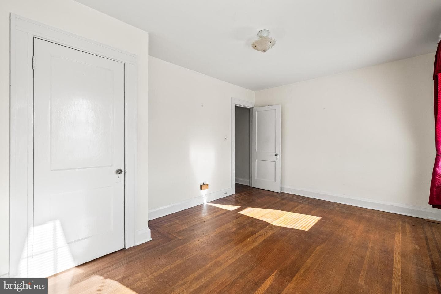 3229 Dudley Avenue photo 22