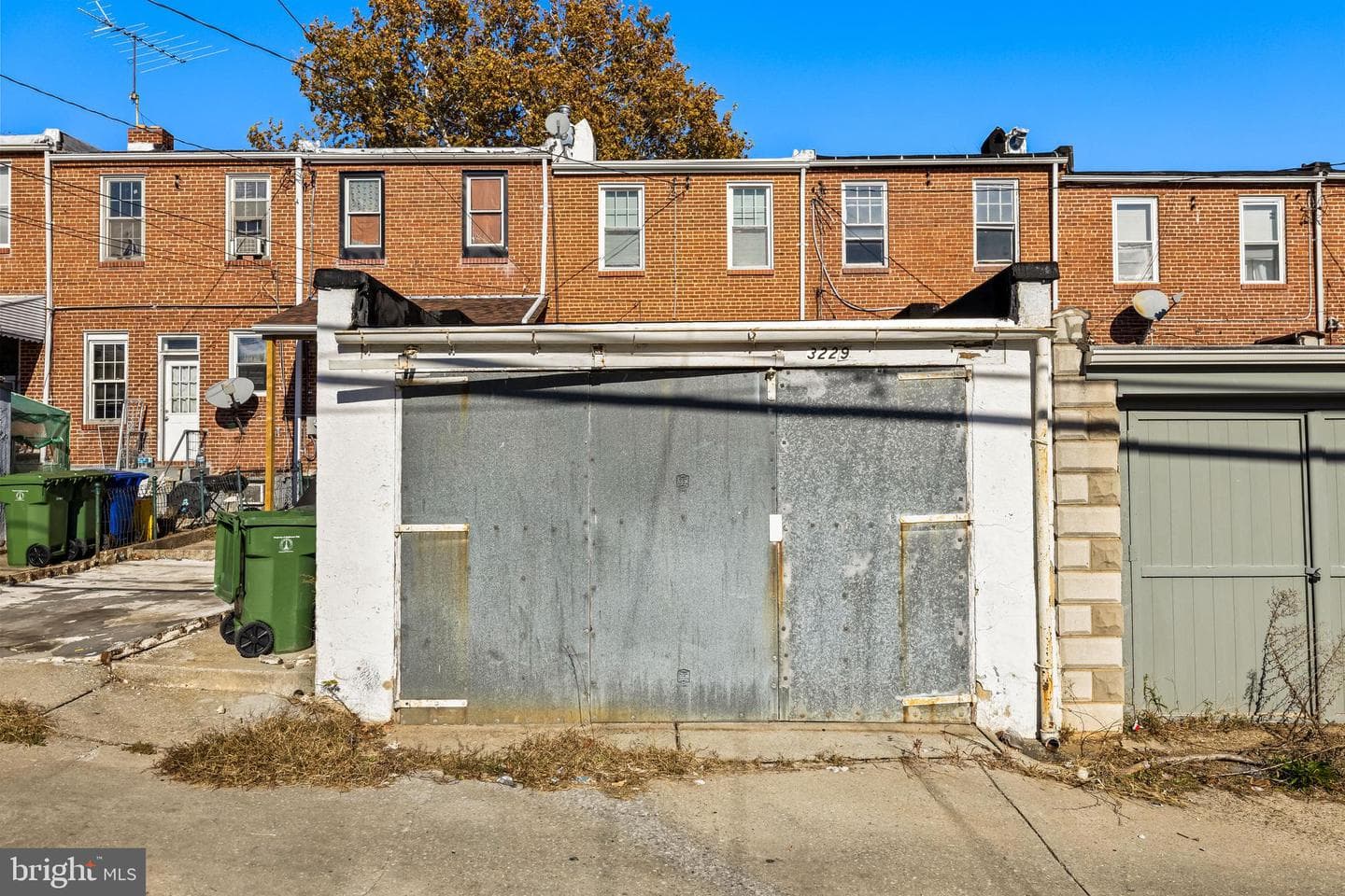 3229 Dudley Avenue photo 30