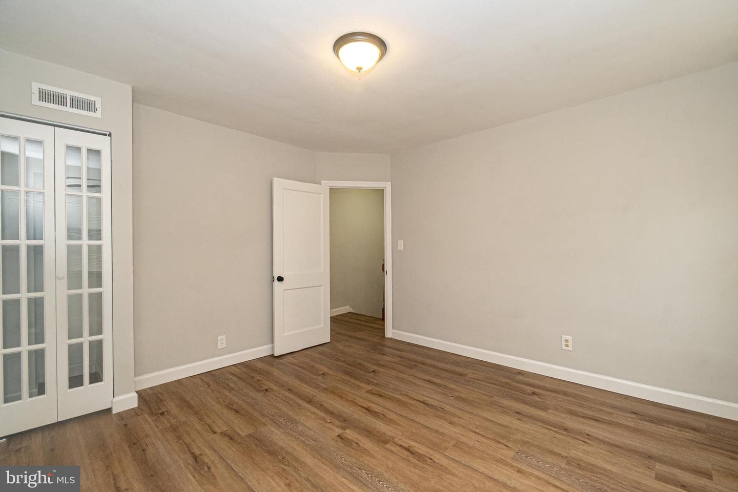 3716 Columbus Drive photo 18
