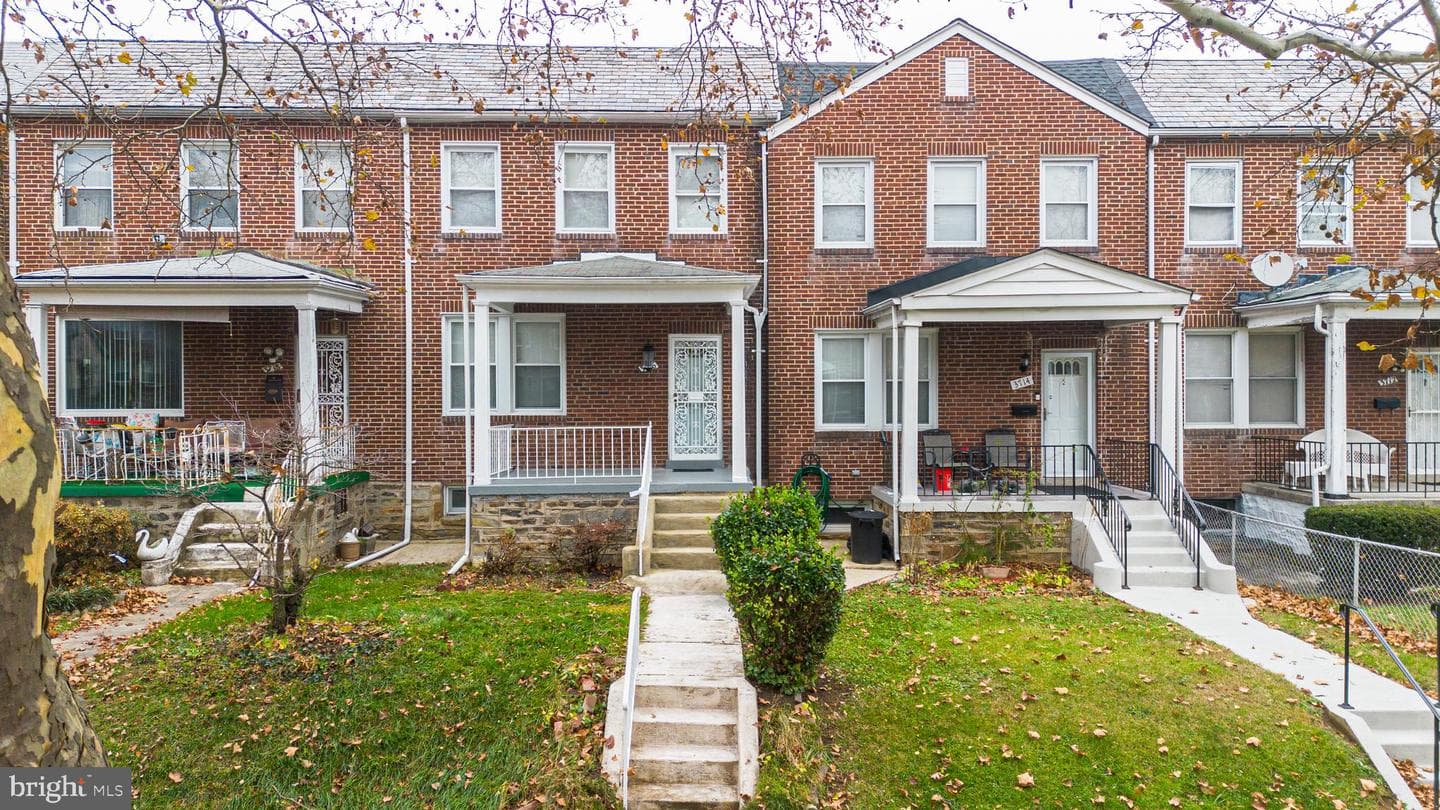 3716 Columbus Drive photo 2