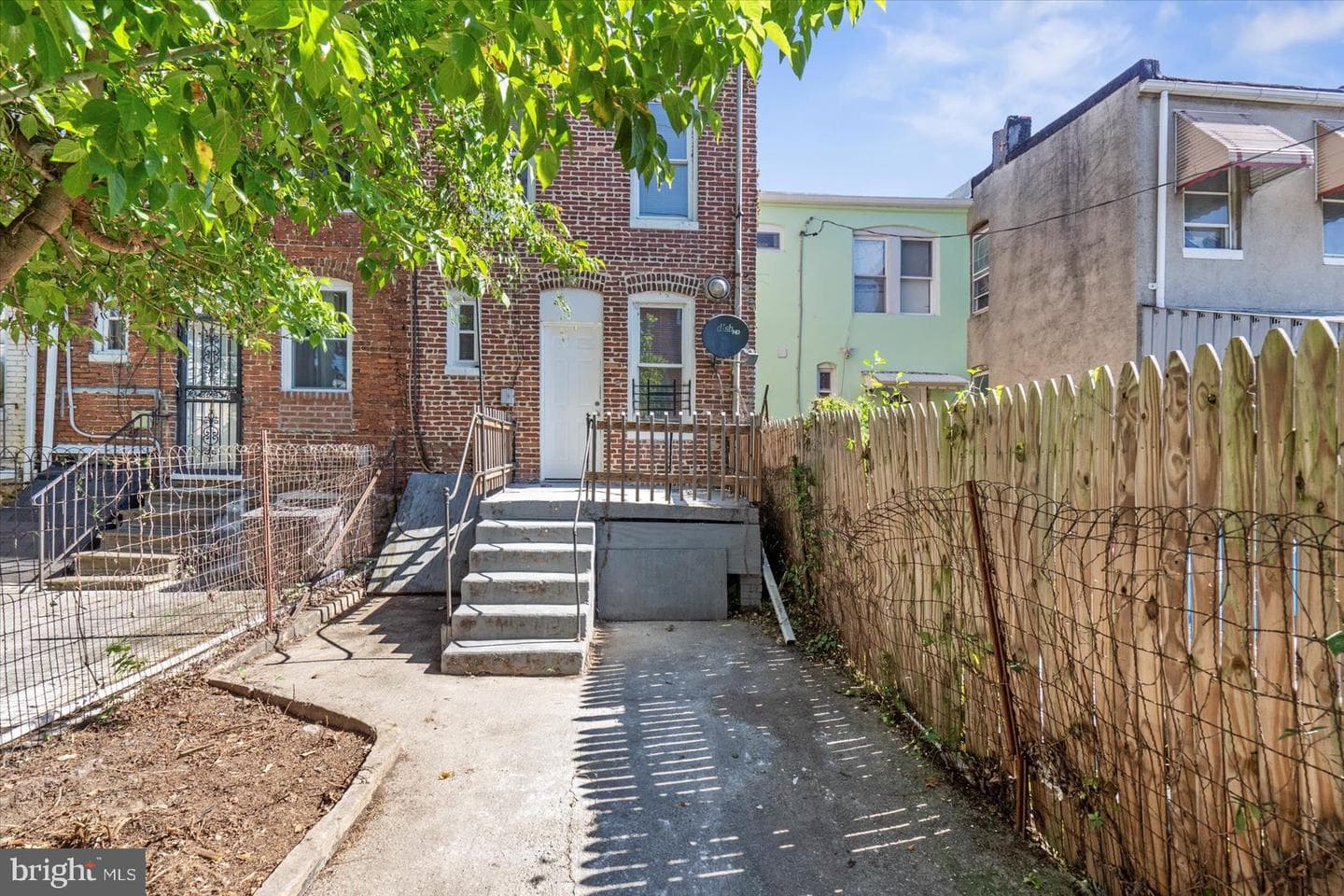 1637 Montpelier Street photo 31