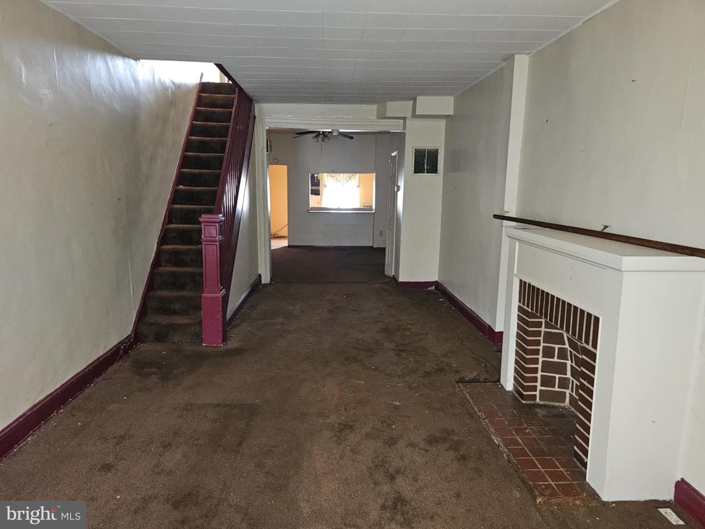 637 N Robinson Street photo 2