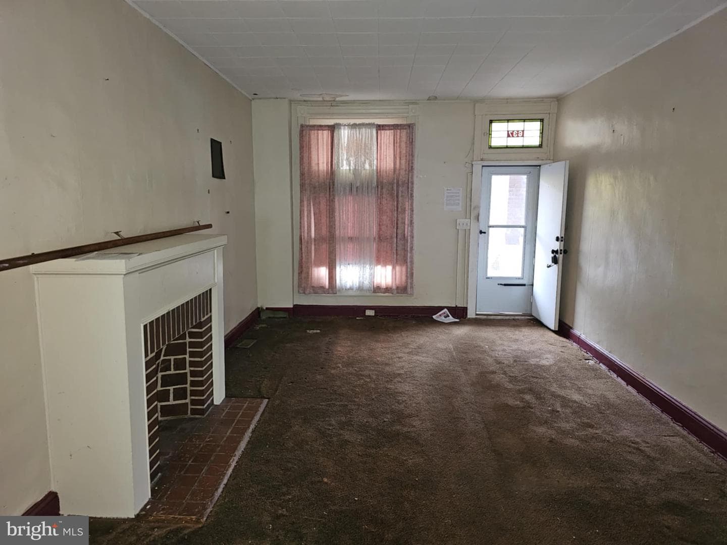 637 N Robinson Street photo 3