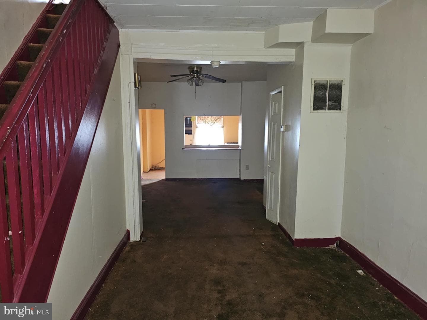 637 N Robinson Street photo 4