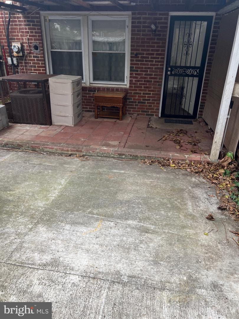 2557 Southdene Avenue photo 8