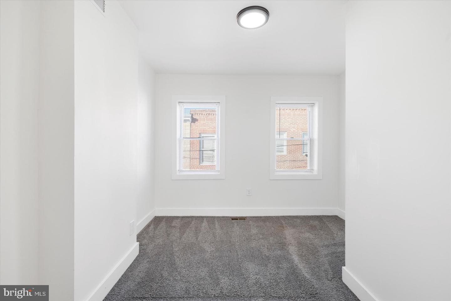 847 Reinhart Street photo 17