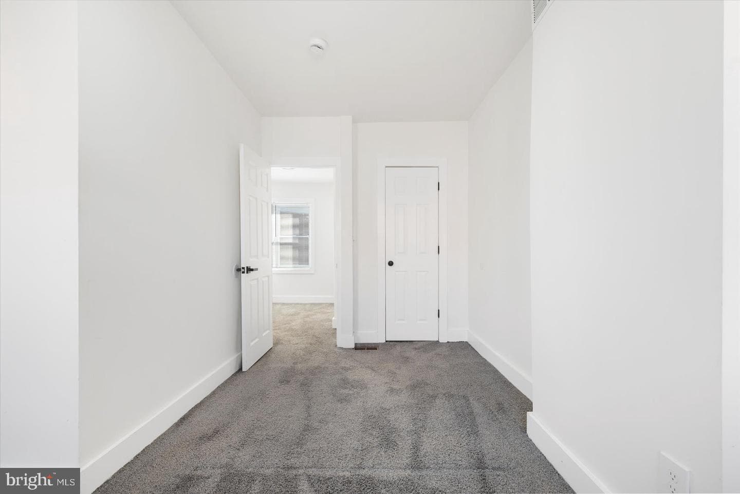 847 Reinhart Street photo 21