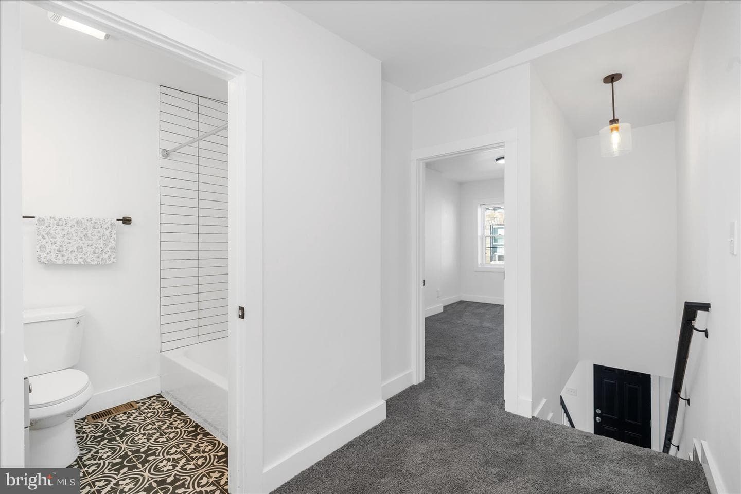 847 Reinhart Street photo 26