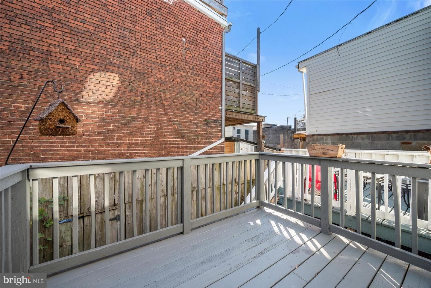 847 Reinhart Street photo 38