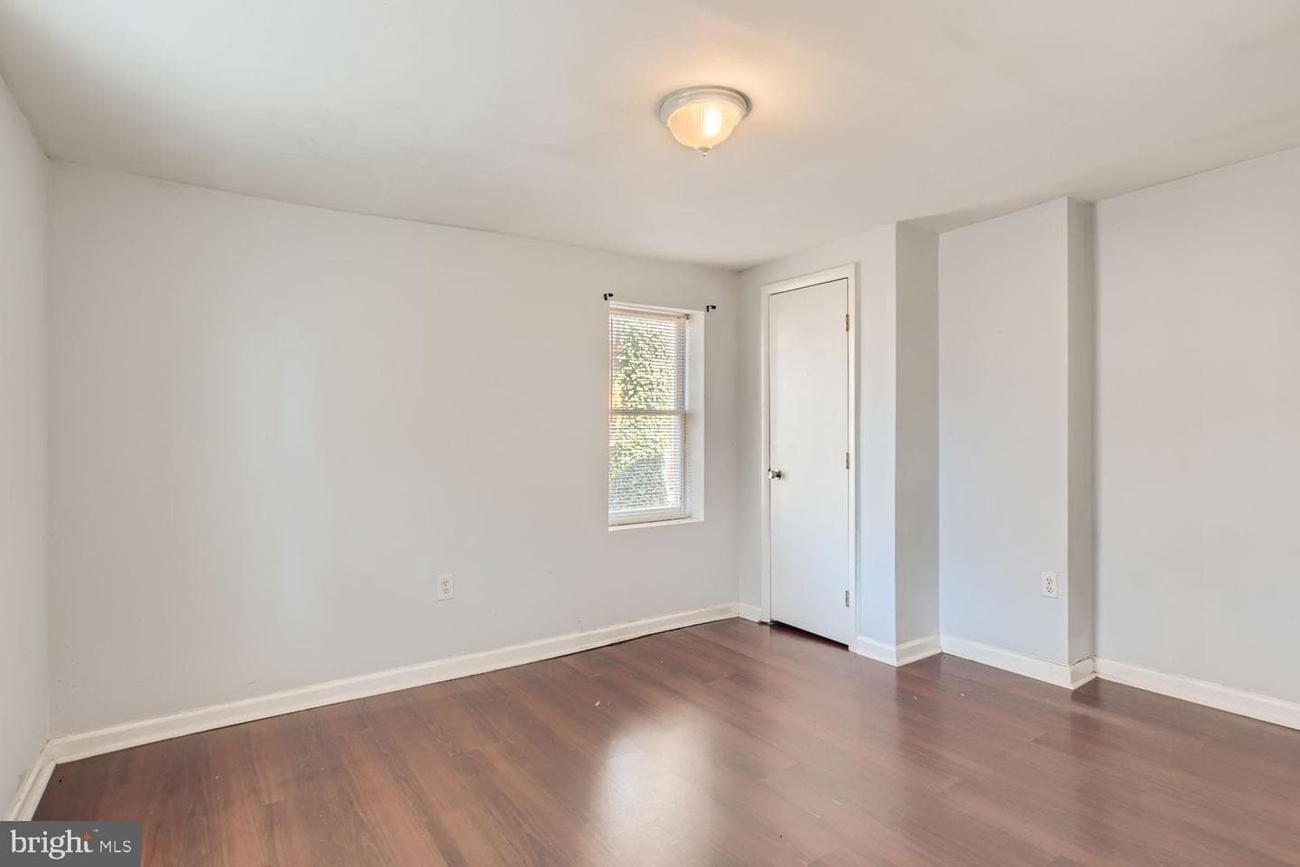 1022 W Lombard Street photo 13