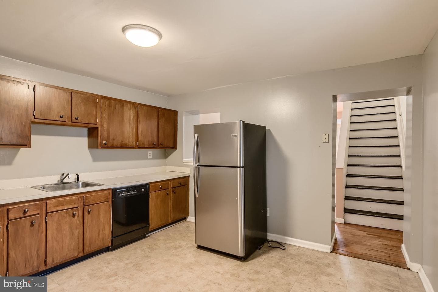 1022 W Lombard Street photo 6