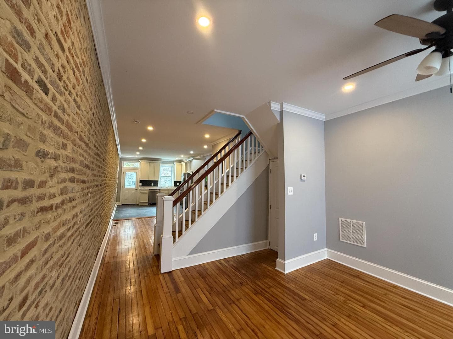 1225 Glyndon Avenue photo 9