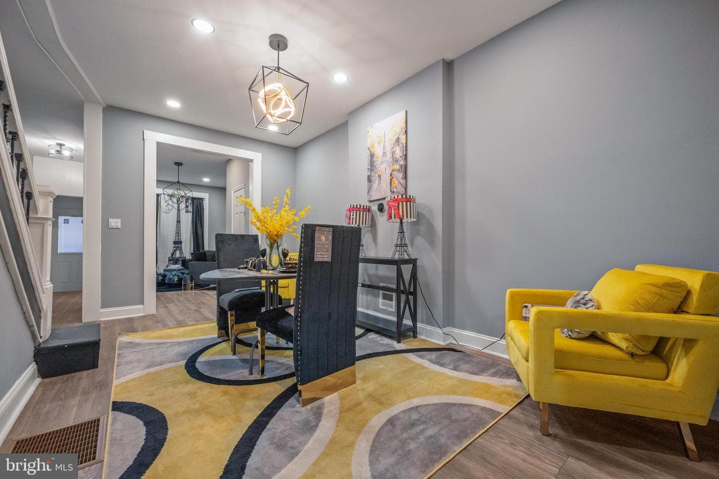 2525 W Lombard Street photo 8