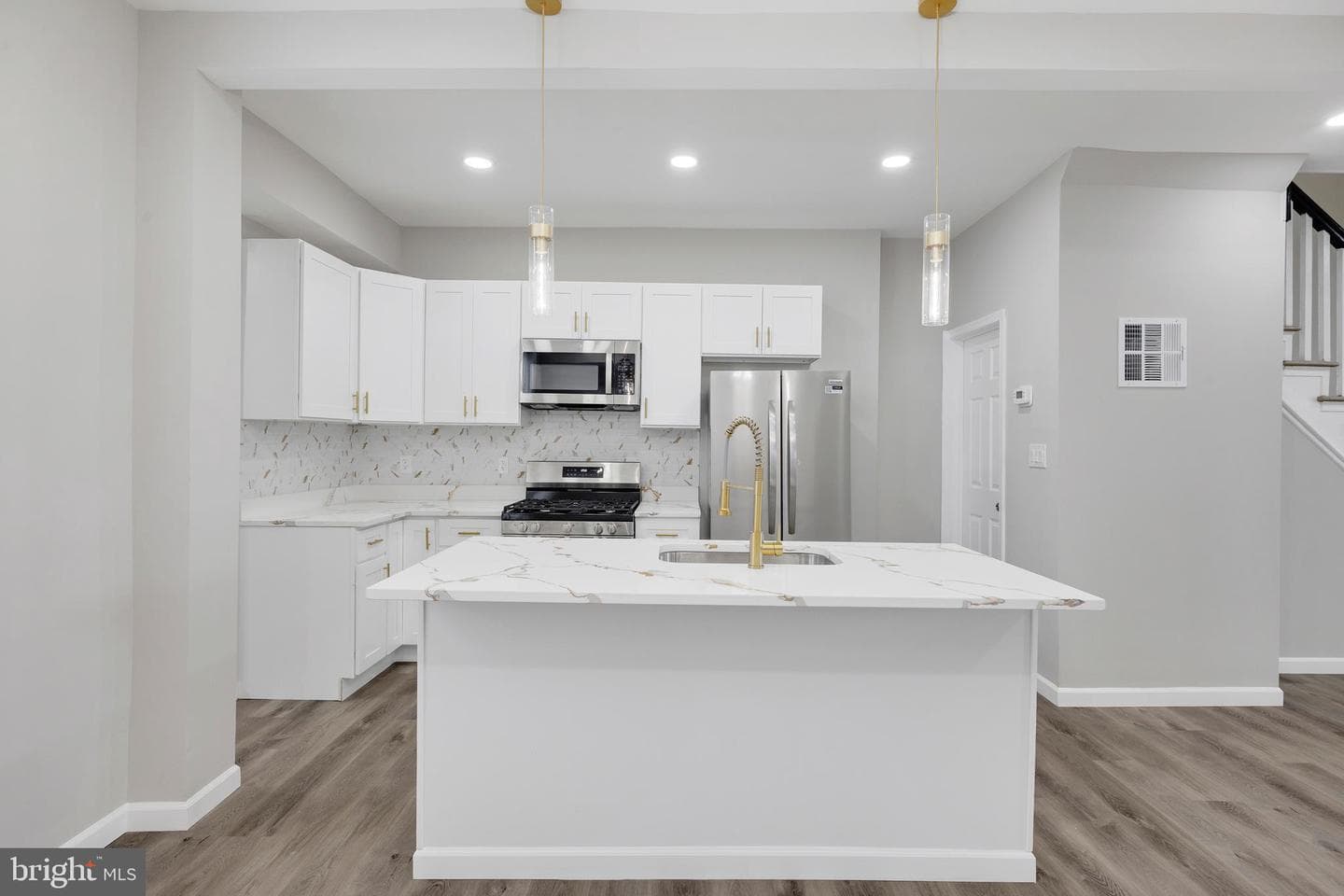 3214 Presstman photo 12