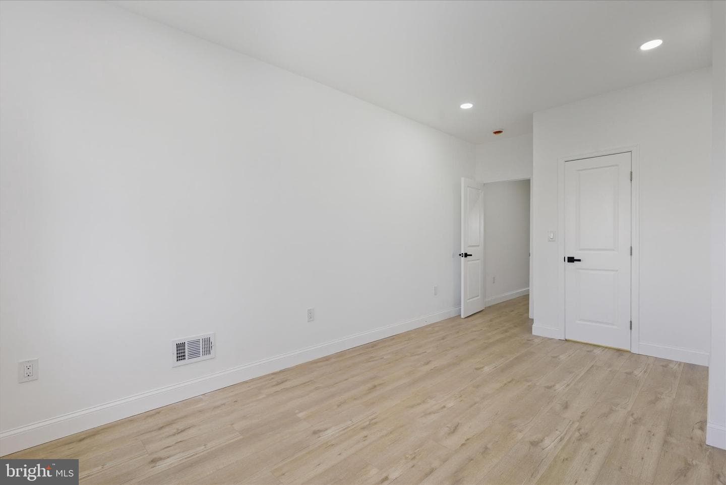 4668 Pimlico Road photo 15